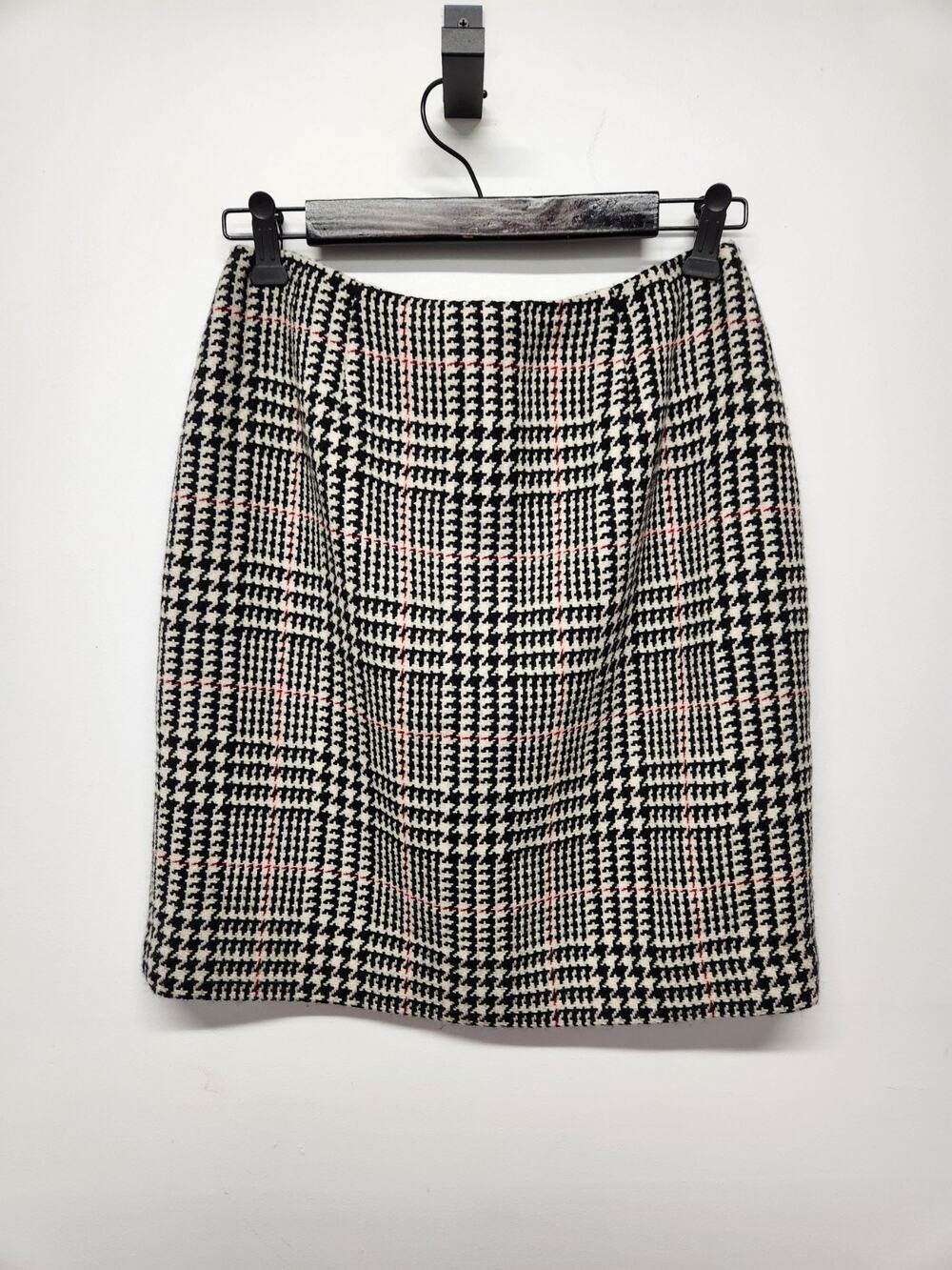 Vtg. Talbots Women's Wool Houndstooth Plaid A-line Mini Skirt, Sz 8P Black/White